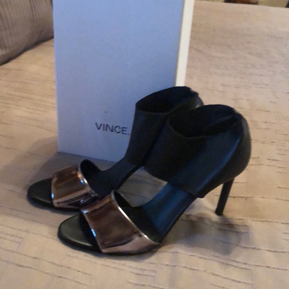 Vince 4 inch black leather and gunmetal shoe .
